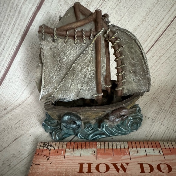 🐬 CLEARANCE ITEM: Nautical Ship Sail Ocean Vessel Figurine - Picture 10 of 12